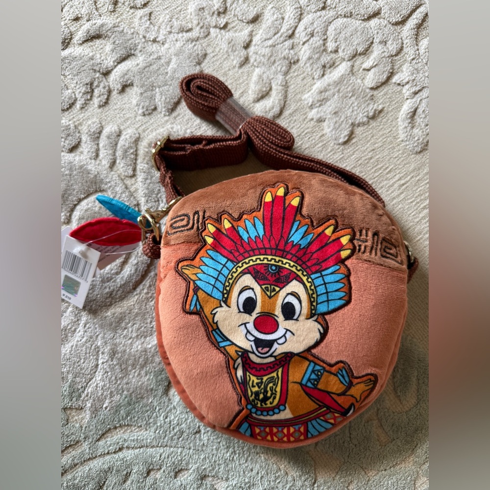 Disney Shanghai Chip And Dale Acorn Plush Shoulder Bag BNWT